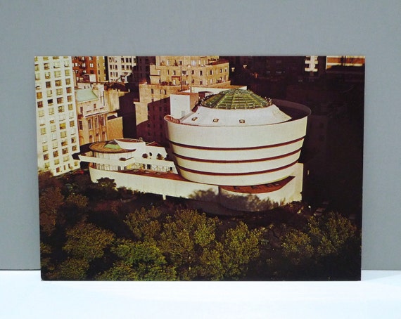 Guggenheim Museum Postcard New York City 90s Vintage Frank Lloyd