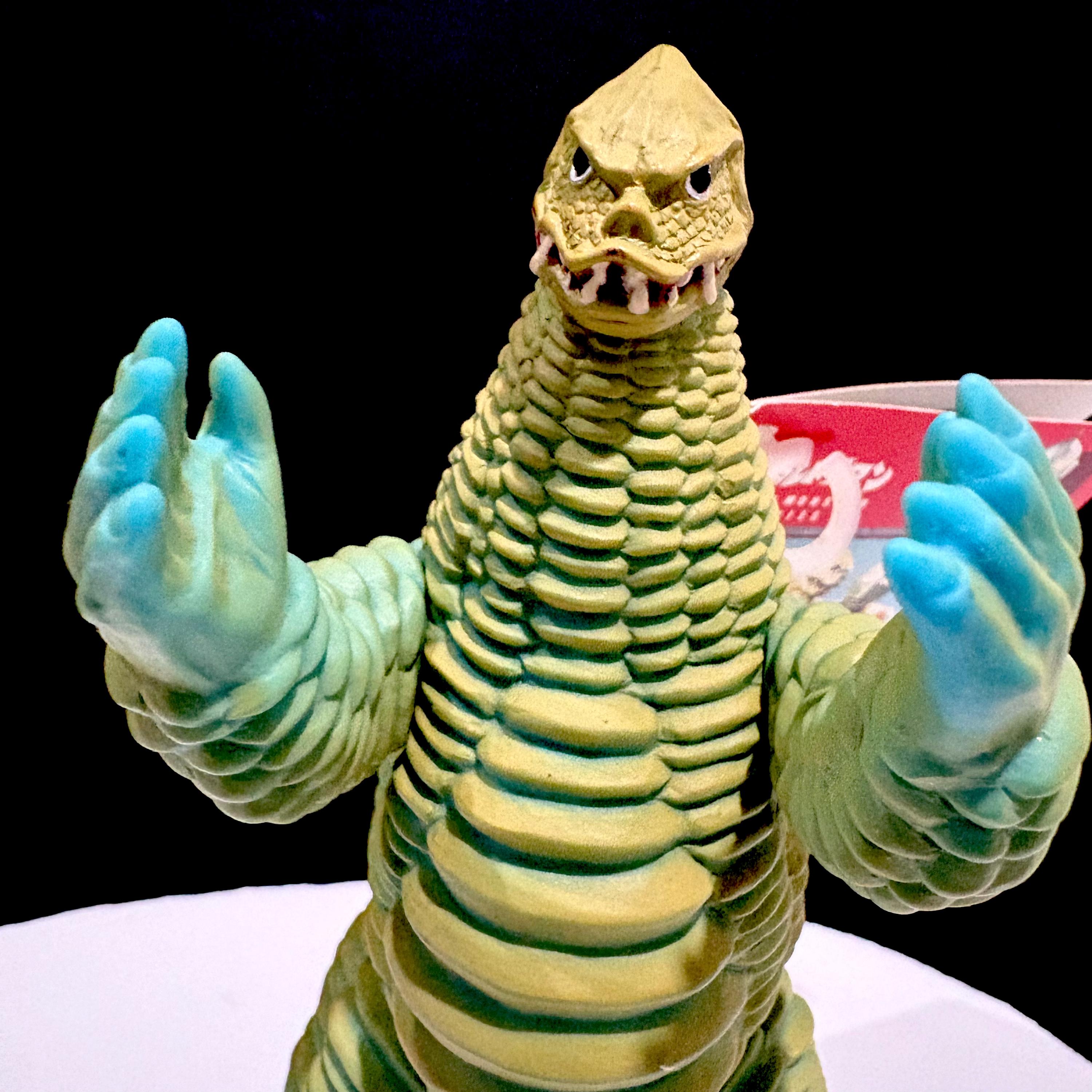 Ultraman Red King Ultra Monster Series #4 - Vintage 2000 Bandai