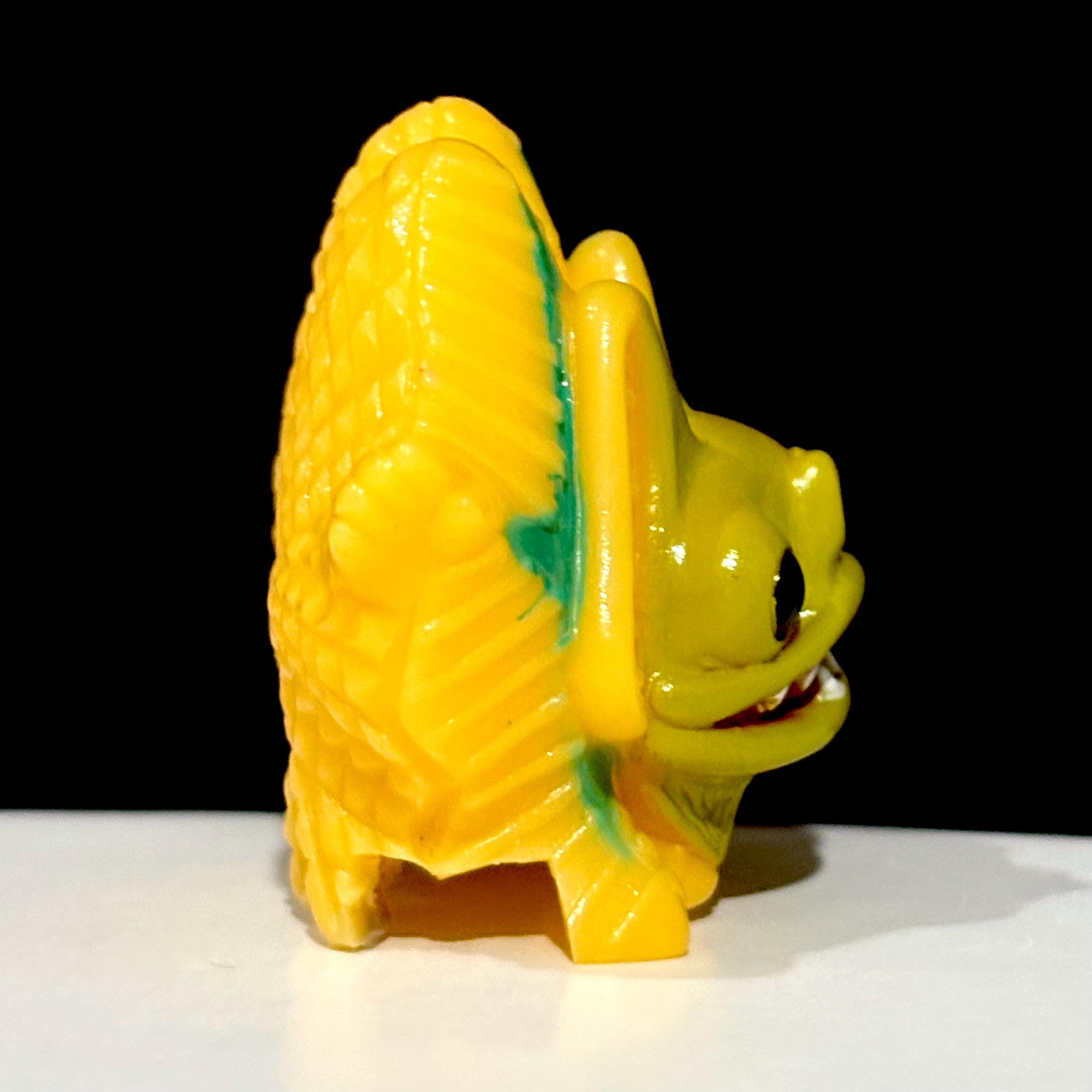 Pestar Ultra Monster Finger Puppet - Vintage 2006 Bandai Ultraman ...