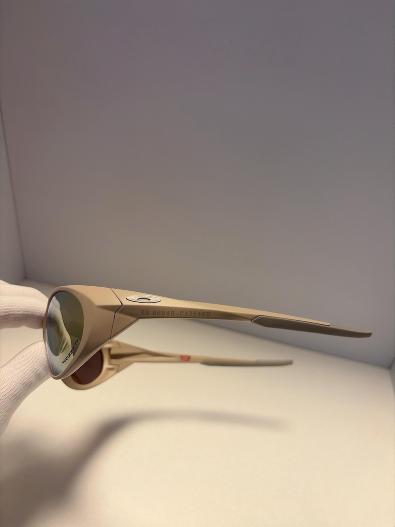 Retro Oakley piet eye jacket redux sunglasses beige frames gold lens image 6