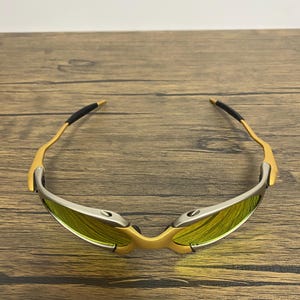 Las gafas de sol retro Oakley Romeo X de metal cuentan con lentes polarizadas degradadas en naranja, estilo vanguardista del año 2000. imagen 4