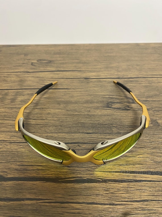 Retro Oakley Romeo X Metal Sunglasses Feature Orange Gradient