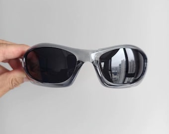 Retro Oakley 00s Monster Dog Polarized Sunglasses Clear Gray Frames Black Lens