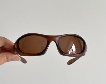 Retro Oakley 00s Monster Dog Sonnenbrille braun Rahmen braune Gläser y2k Avantgarde Hype