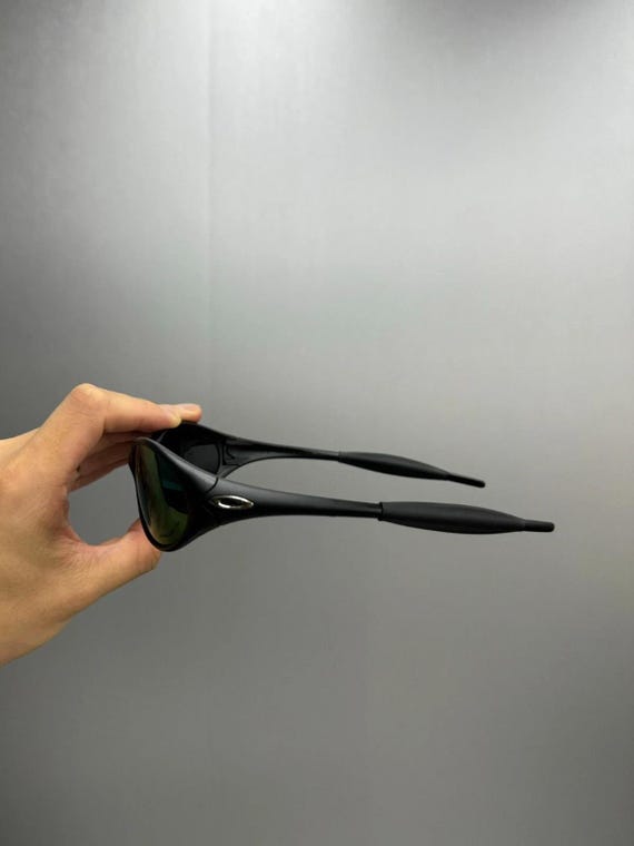 Retro Oakley Eye Jacket 1.0 Polarized Sunglasses: Black Frame