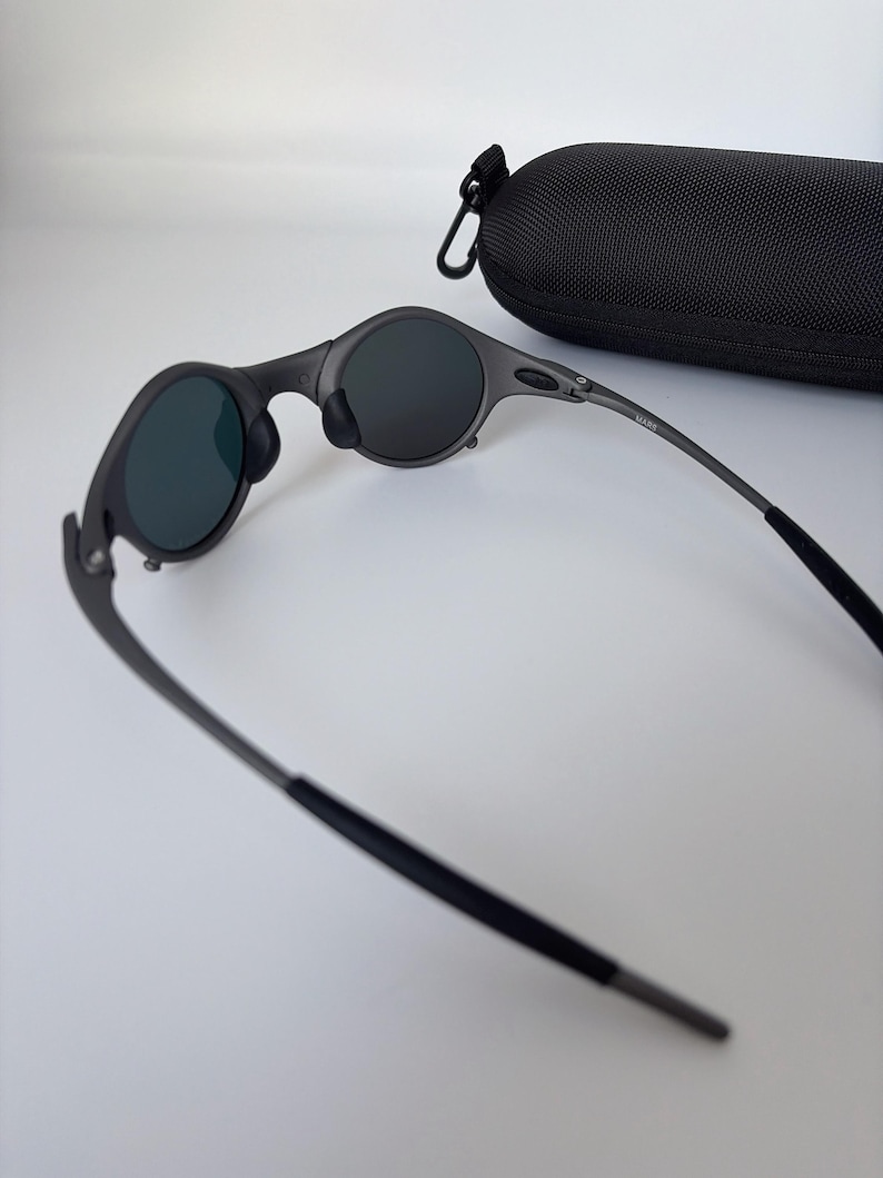 Vintage Oakley X-Metal Mars Polarized Sunglasses Red Lens Outdoor image 4
