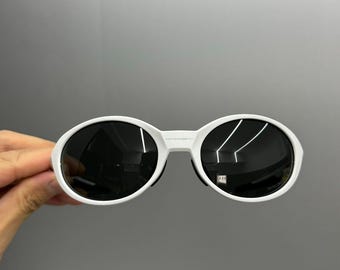 Retro Oakley Eye Jacket Redux sunglasses white frame black lens