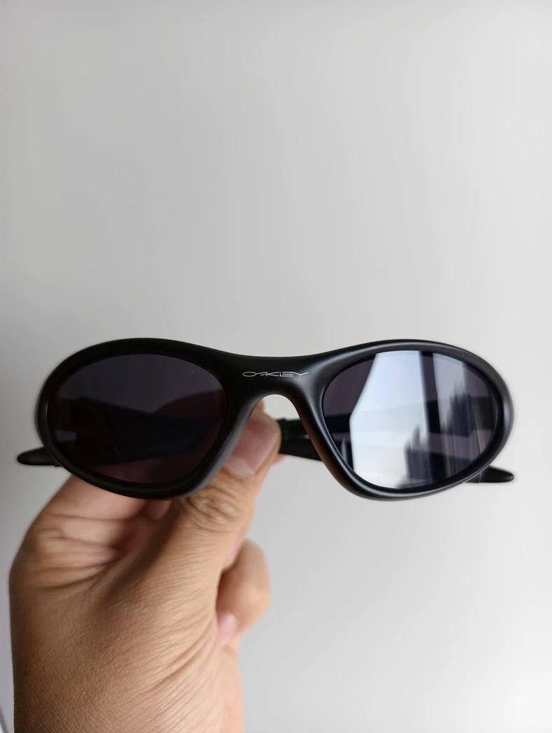 Vintage oakley minute sunglasses - Etsy 日本