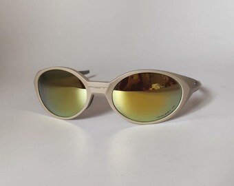 Retro Oakley piet eye jacket redux sunglasses beige frames gold lens