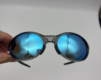 Retro Oakley Eye Jacket Redux Sunglasses Translucent gray frame with blue lenses Y2K （137mm）