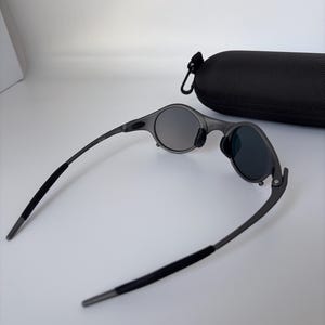 Vintage Oakley X-Metal Mars Polarized Sunglasses Red Lens Outdoor image 5