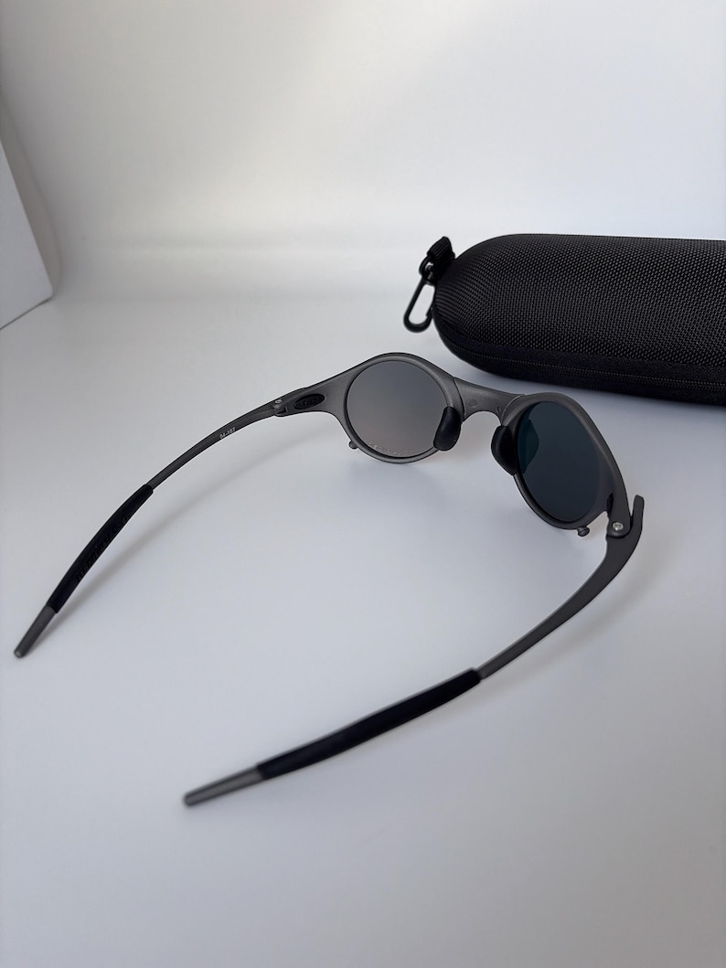 Vintage Oakley X-Metal Mars Polarized Sunglasses Red Lens Outdoor image 5