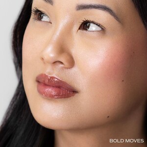 Set de brillo labial y colorete líquido Sonela Dewy, paquete de maquillaje Radiant Glow imagen 7