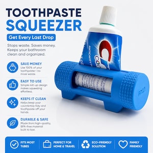 Op de afbeelding: Een felblauwe cilindervormige tandpastaknijper met een getextureerd oppervlak en een centrale gleuf. Een tube tandpasta is in het apparaat geplaatst, dat de tekst TOOTHPASTE SQUEEZER, Get Every Last Drop, SAVE MONEY, EASY TO USE, KEEPS IT CLEAN, DURABLE & SAFE, FITS MOST TUBES, PERFECT FOR HOME & TRAVEL, ECO-FRIENDLY SOLUTION en FAMILY FRIENDLY bevat.