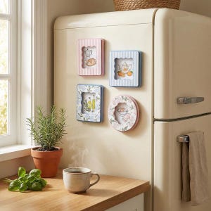 Vintage Mini Fridge Magnet Photo Frames with 2x3 Inch, Cute Mini Photo Holders for Small Kitchen Decor Magnets, Single Frame or 4PCS Set