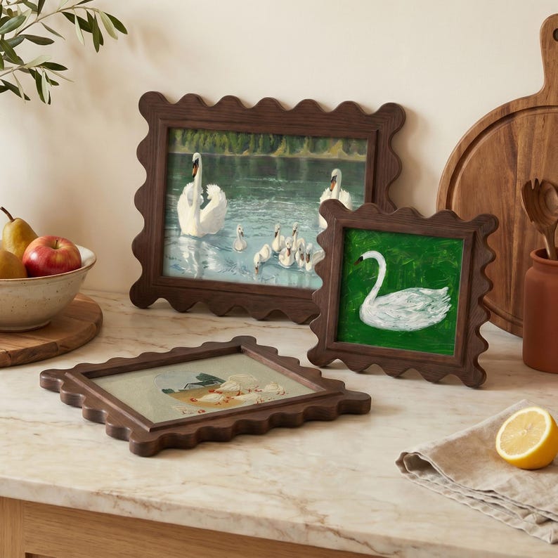 Vintage Dark Wood Picture Frame Set, Scalloped Wavy Frame, Cottagecore Gallery Wall Decor, Minimalist Tabletop & Wall Home Decor,4x4 4x6 5x7 3 PCS