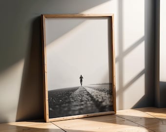 Sport Kunstwerk | Läufer auf nebliger Straße Minimal Schwarz Weiß Laufendes Wand-Kunst-Poster