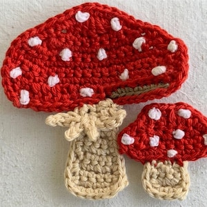 Crochet Mushroom Applique Pattern, Woodland Toadstool PDF Crochet Pattern, Forest Mushroom Decor
