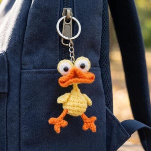 Virkad Anka Nyckelring Amigurumi Mönster (PDF)