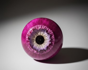 Olho falso grande e realista, acessório de terror gótico, peça de exibição assustadora para o Halloween, modelo de olho em resina para cosplay.