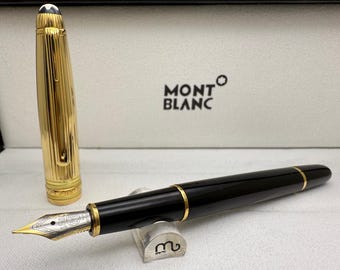 Pluma estilográfica Montblanc Meisterstuck 149 negra con detalles dorados - Plumín mediano con detalles dorados