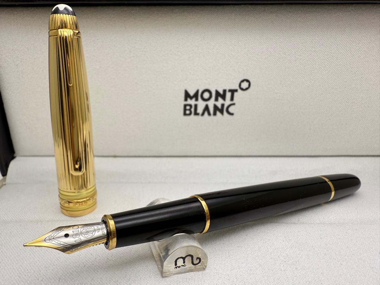 ひ*ろ様 希少 モンブラン マスターピース 142 万年筆ペン先14C モンブラン 142 - PEN-LAND(ペンランド)|新品万年筆～ヴィンテージ