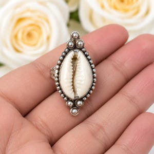 Sterling Silver Cowrie Shell Ring – Handgjorda Boho Beach Statement Smycken Present Till Henne