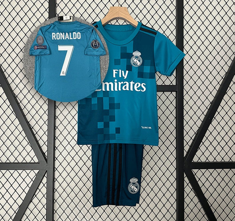 Retro Kids Cristiano Ronado No. 7 Football Uniform 2017-2018 Rea Madrid Blue Jersey Short & Long Sleeve Suit, Second Away Fan Jersey Set image 1