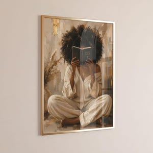 Quadro da parete con donna nera che legge la Bibbia, arte murale cristiana, decorazione per amanti dei libri, decorazione a tema libri, arte murale afroamericana, download digitale immagine 7