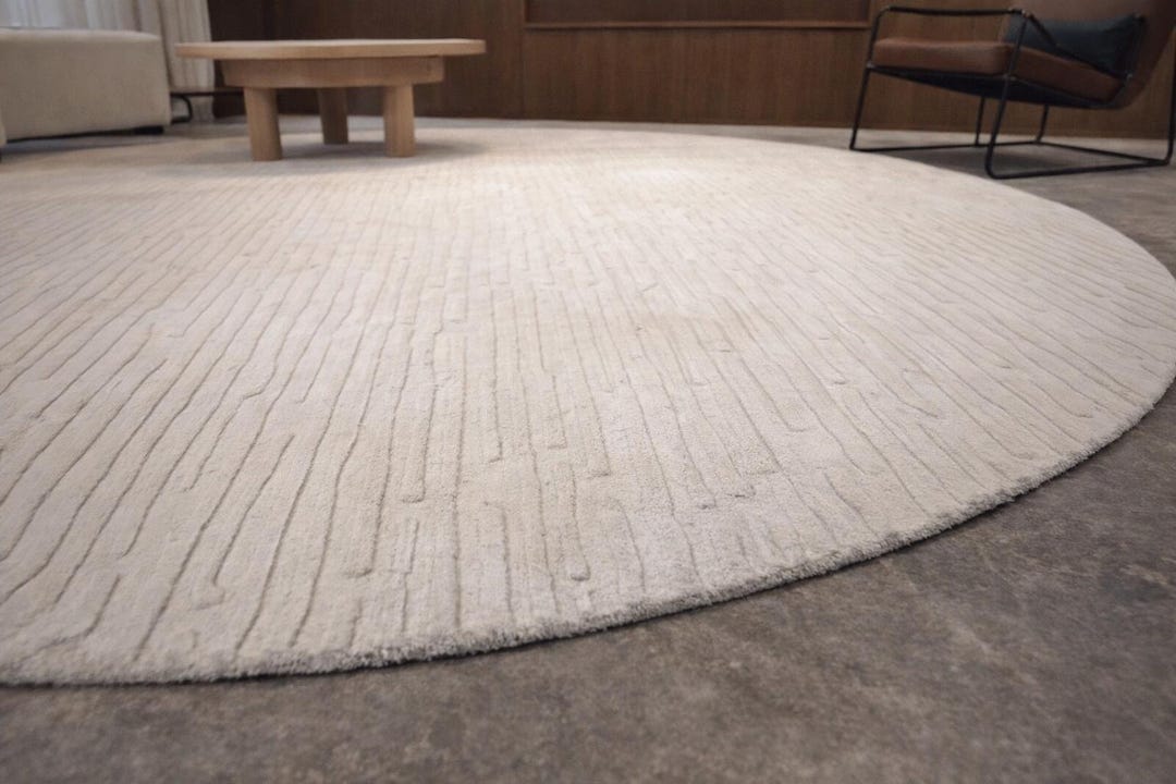 Off White Rug Roumd Modern Off-white Hand Tufted Round Rug With Textured Linear Pattern ...