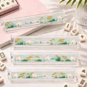 Set 4 White Lotus Mahjong-ställ – Premium Chinoiserie-hållare i klar akryl för amerikansk Mahjong, personliga pushers och kakelhållare bild 1