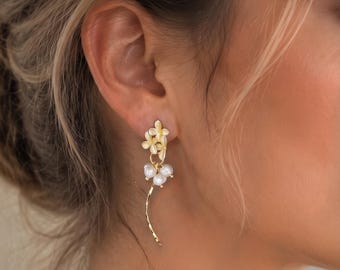 Dainty Gold Floral Pearl Drop Earrings Long Twisted Flower Dangle Earrings Bridal Wedding Earrings Pearl Jewelry Bridesmaid Gift for Her