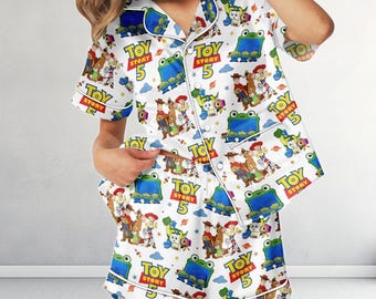 Woody Buzz Jessie Rex Bullseye & Neues Tablet Pjs, Toy Story 5 Satin-Pyjama, Disneyland Toy Story Nachtwäsche, Disney Reise Geschenk für Sie