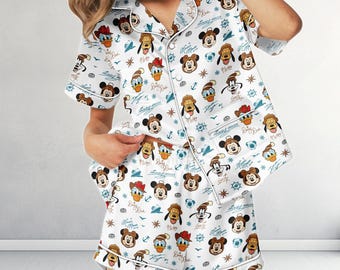 Disney Alaska Cruise Satin Pyjamas, Micky und Freunde Kreuzfahrt Pjs, Disney Wonder Geschenk, DIsney Alaska Reise Pjs, Geschenk für sie