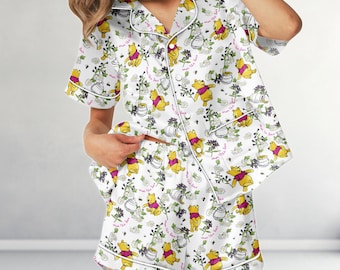 Winnie The Pooh Satin Pyjamas Short Set, Honigbär Unisex Lässige Nachtwäsche, Vintage Cartoon Loungewear, Disney Pooh Trip Satin Pjs