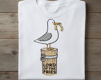 Camiseta divertida de Lord of the Fries con gaviota en la playa