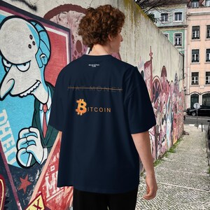 No Fiat Bitcoin Oversized Shirt, Fiat Money Strikethrough BTC Tee, Organic Crypto Streetwear Statement Gift, Kein Fiat