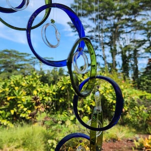Green Blue Clear GLASS WINDCHIMES-RECYCLED Wine Bottles Out door Yard Art Garden Patio Decoration Unique Gifts Home Decor Mobiles Handmade