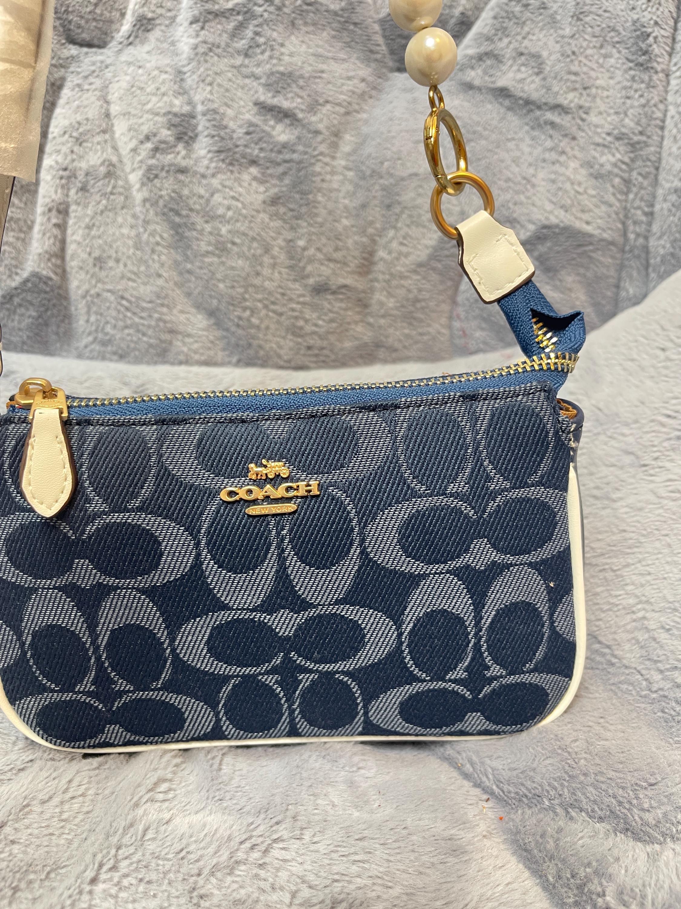 COACH Legacy Signature Denim Bag バッグ 【公式通販】