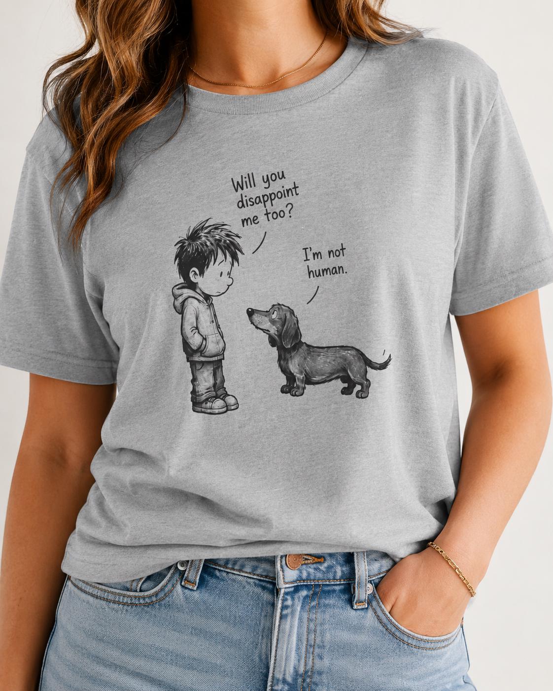 Sport Grey Unisex-Shirt mit Dackel-Illustration und emotionalem Schriftzug auf der Brust