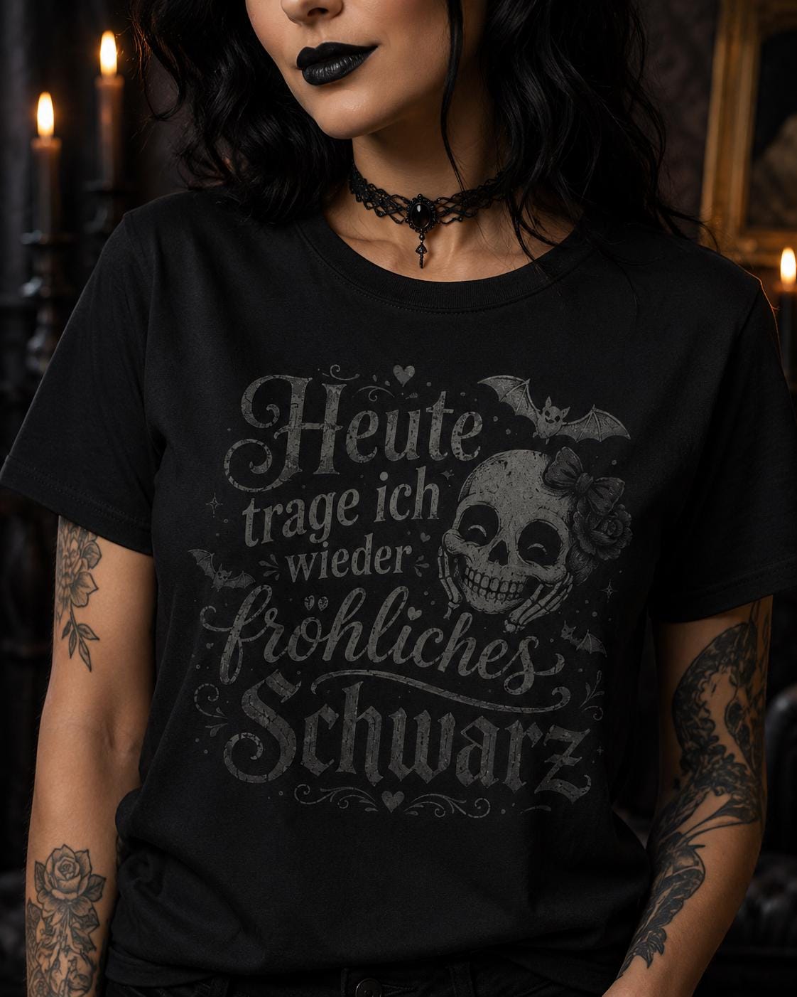Heute trage ich fröhliches Schwarz Shirt - Gothic T-Shirt mit Totenkopf, lustiges schwarzes Statement Shirt - Floral Goth