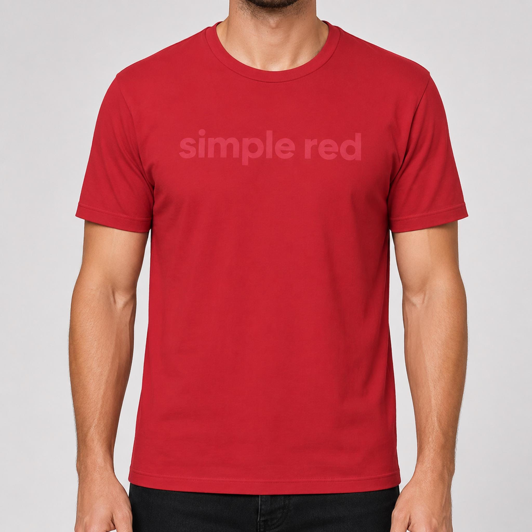 Simple Red T-Shirt - Ton-in-Ton Statement Shirt in Rot - Minimalistisches Unisex Shirt - Clean Fashion Basic - Dezentes Red-on-Red Design