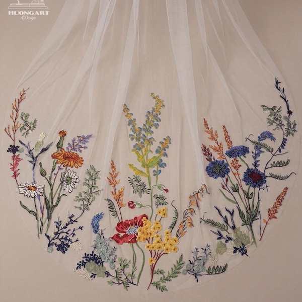 Vibrant Wildflower Embroidered Wedding Veil, Colorful Botanical Meadow Cathedral Drop Veil for Boho Bride, Rustic Garden Floral Train Veil