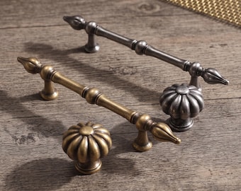 Vintage Antique Cabinet Handles Drawer Pulls Classic Furniture Hardware Kitchen Cupboard Dresser Wardrobe Knobs Traditional Home Renovation