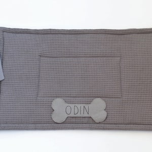 Manta de viaje personalizada para mascotas, colchoneta para perros de servicio, colchoneta enrollable, funda de cama portátil de tela lavable