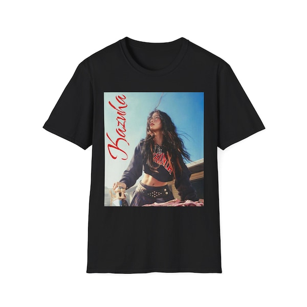 Le Sserafim "Kazuha" photo portrait T-Shirt | retro script name
