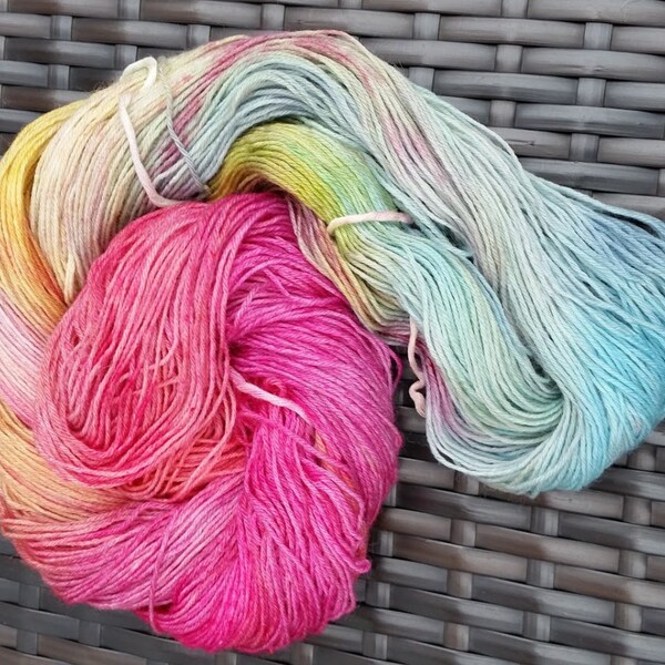 Delusions of Grandeur: 100g hand painted merino/nylon sock yarn