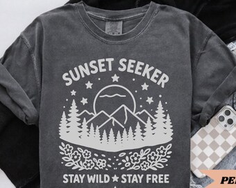 Comfort Colors Sunset Seeker Shirt, Stay Wild Stay Free Tee, minimalistisch natuurshirt, Mountain Lover Tee, Nature Lover Tee cadeau, T-shirt voor haar