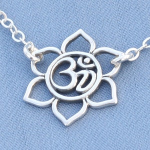 Lotus Om Necklace in Sterling Silver, Om Necklace,Lotus Jewerly,Ohm Jewelry,Lotus Necklace,Lotus Jewelry,Yoga Jewelry,Yoga Necklace,Zen,Yoga