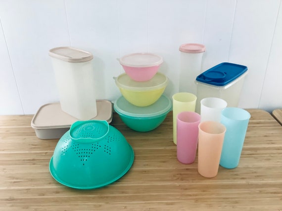 6 Vintage Pastel Colored Tupperware Small Beakers with Lids from